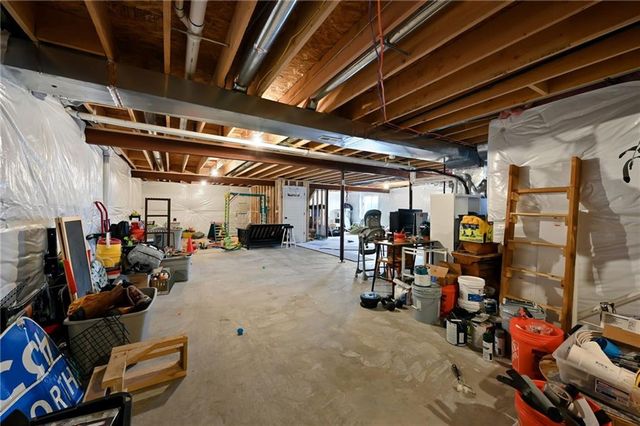 10600 N Jefferson Street, Kansas City, MO 64155