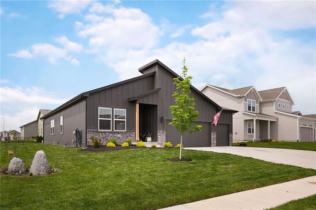 10600 N Jefferson Street, Kansas City, MO 64155