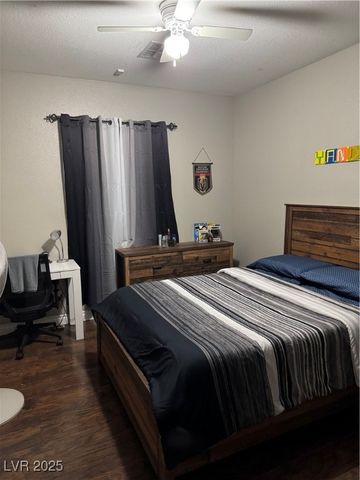 3826 Purple Bloom Court, Las Vegas, NV 89122