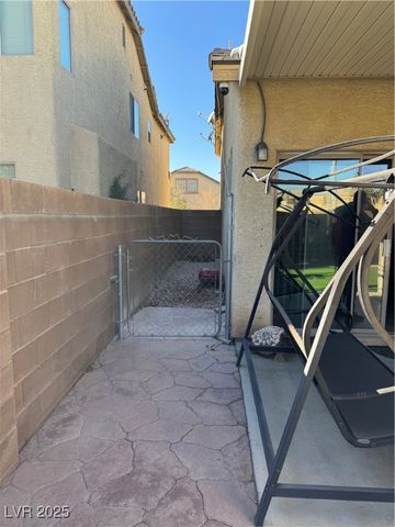 3826 Purple Bloom Court, Las Vegas, NV 89122