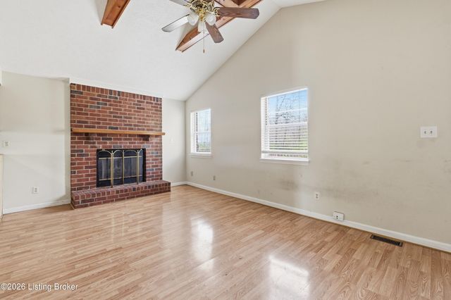 4702 Unseld Blvd, Louisville, KY 40218