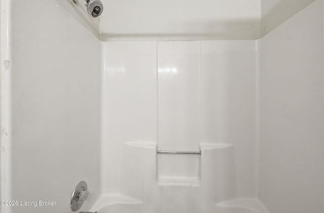 4702 Unseld Blvd, Louisville, KY 40218