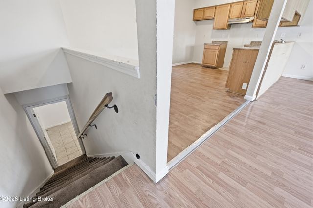 4702 Unseld Blvd, Louisville, KY 40218