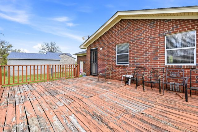 4702 Unseld Blvd, Louisville, KY 40218