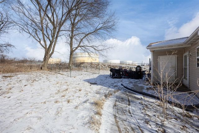 601 Fairchild St, Coralville, IA 52241