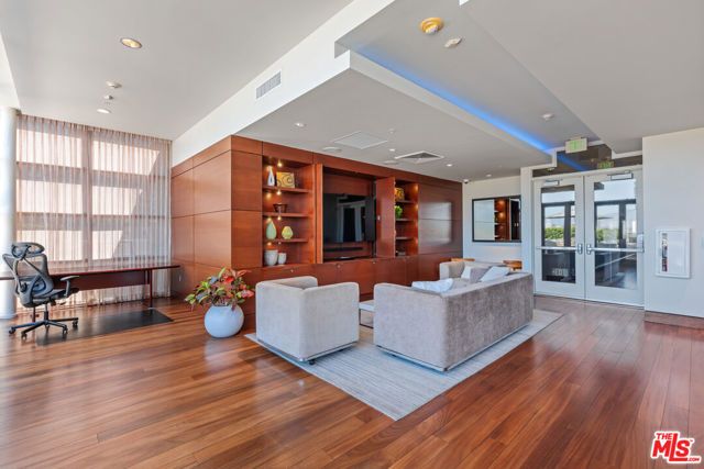 1155 S Grand Avenue 505, Los Angeles, CA 90015