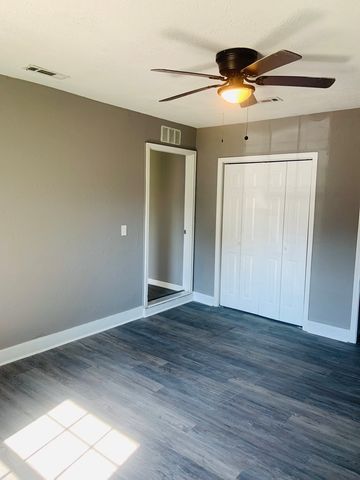 400 NW Canterbury Farm Rd, Midland City, AL 36350