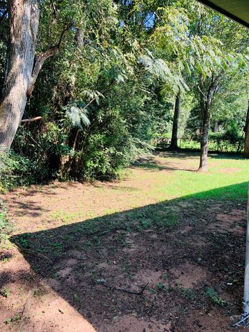 400 NW Canterbury Farm Rd, Midland City, AL 36350