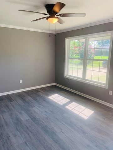 400 NW Canterbury Farm Rd, Midland City, AL 36350