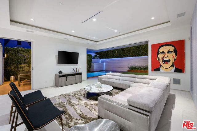 6660 COLGATE Avenue, Los Angeles, CA 90048