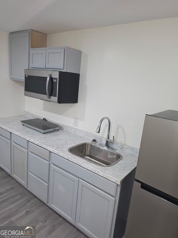 2710 Napier Avenue, Macon, GA 31204