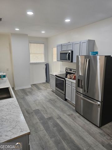 2710 Napier Avenue, Macon, GA 31204