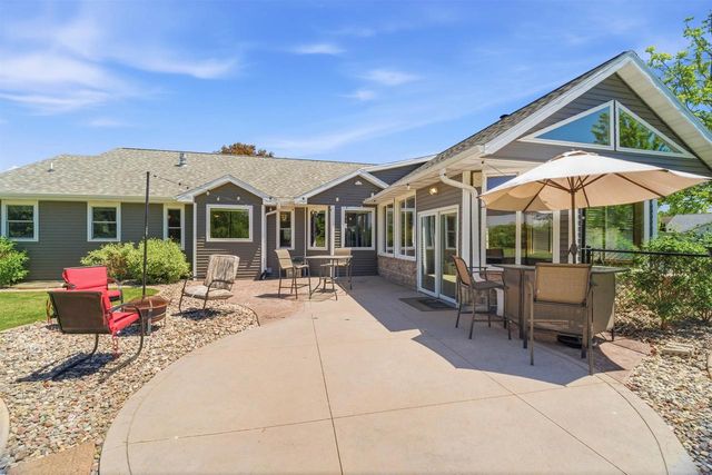 125 KAYLA STREET, Combined Locks, WI 54113