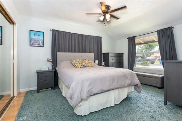 21000 Elkwood, Canoga Park, CA 91304