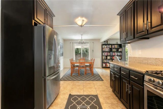 21000 Elkwood, Canoga Park, CA 91304