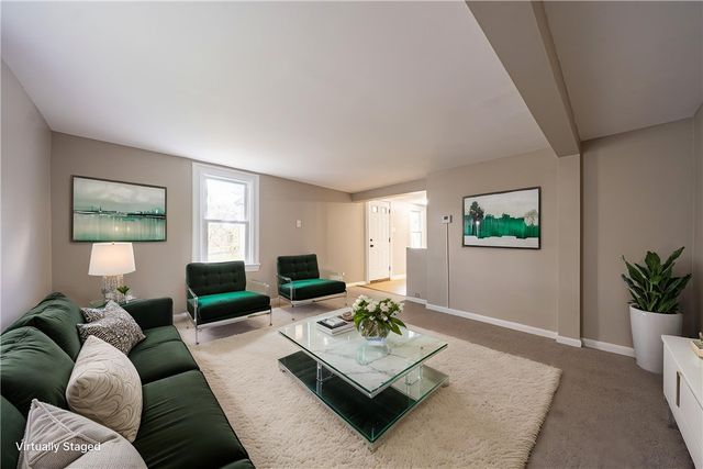 862 Connolly Ave, South Park, PA 15236