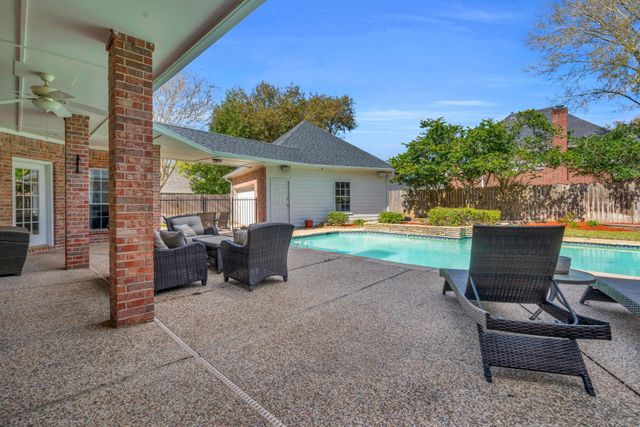 4002 Alcorn Bend Drive, Sugar Land, TX 77479