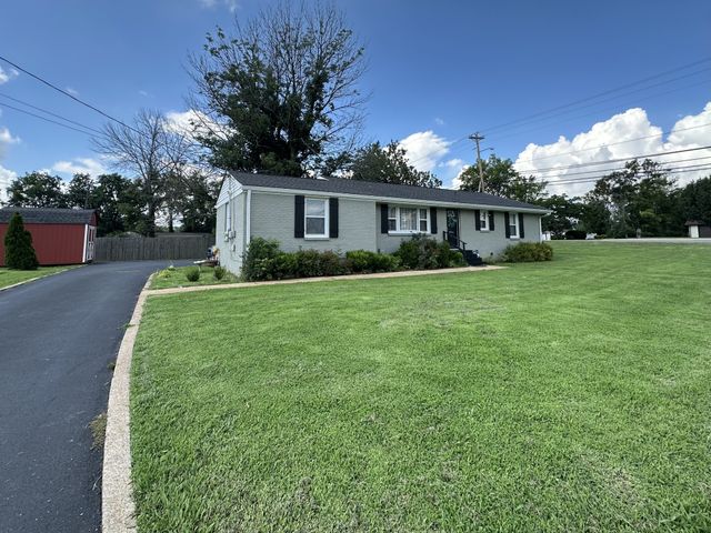 222 Ligon Dr, Lebanon, TN 37087