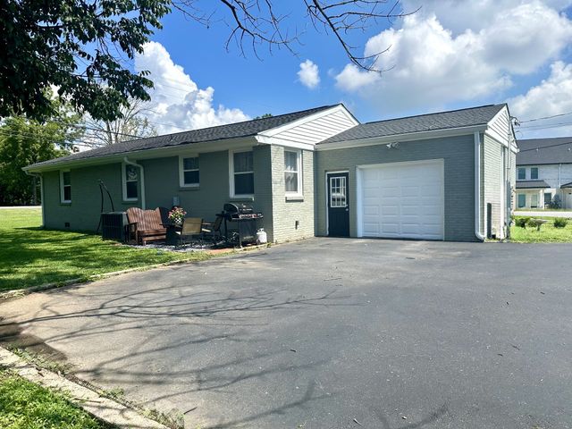 222 Ligon Dr, Lebanon, TN 37087