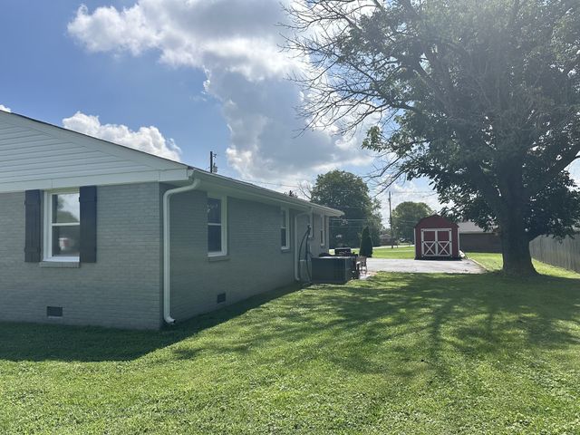 222 Ligon Dr, Lebanon, TN 37087