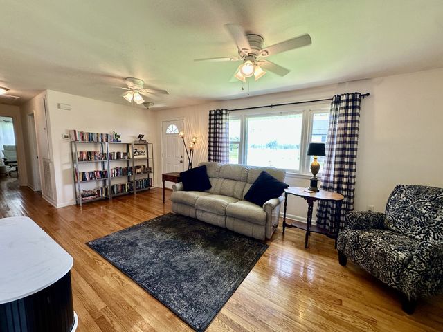 222 Ligon Dr, Lebanon, TN 37087