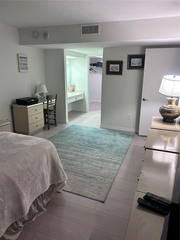 1100 BENJAMIN FRANKLIN DRIVE 503, Sarasota, FL 34236