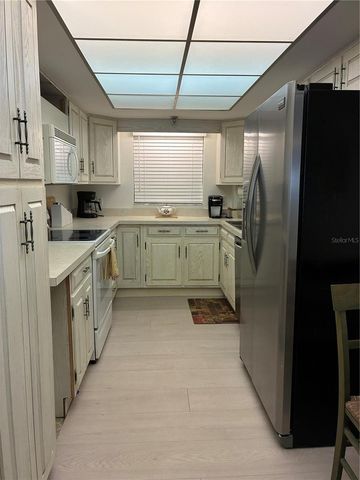1100 BENJAMIN FRANKLIN DRIVE 503, Sarasota, FL 34236