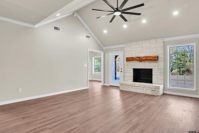 7589 Weeping Willow Rd., Big Sandy, TX 75755