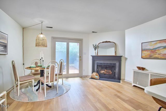 9 Stone Village Court, Durham, NC 27704