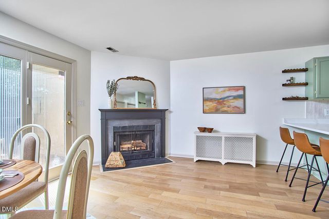 9 Stone Village Court, Durham, NC 27704