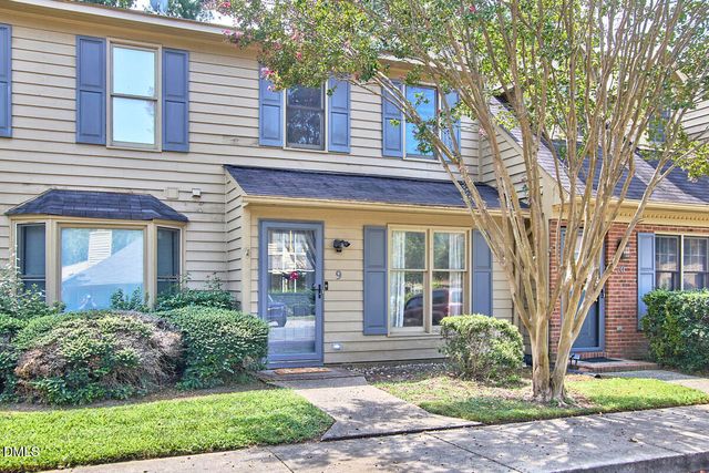 9 Stone Village Court, Durham, NC 27704