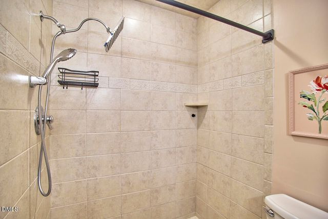 9 Stone Village Court, Durham, NC 27704