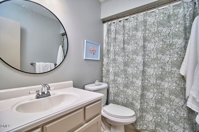 9 Stone Village Court, Durham, NC 27704