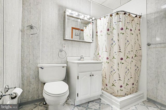 56 SUSSEX RD, Camp Hill, PA 17011