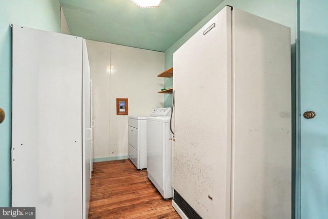 56 SUSSEX RD, Camp Hill, PA 17011