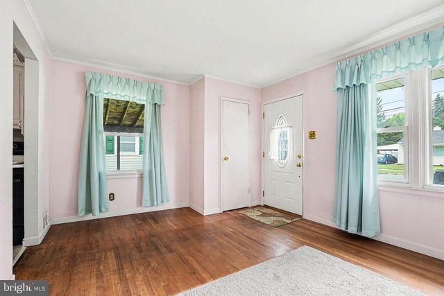 56 SUSSEX RD, Camp Hill, PA 17011