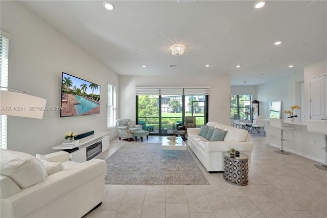 21982 Canadensis Circle 101, Boca Raton, FL 33428