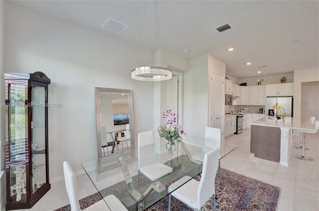21982 Canadensis Circle 101, Boca Raton, FL 33428