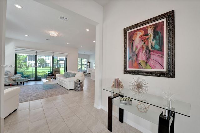 21982 Canadensis Circle 101, Boca Raton, FL 33428