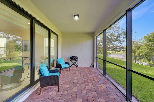 21982 Canadensis Circle 101, Boca Raton, FL 33428