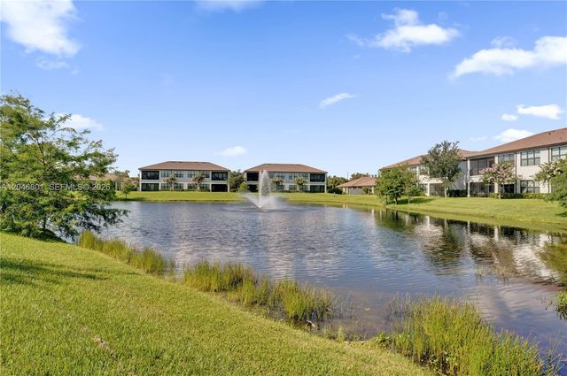 21982 Canadensis Circle 101, Boca Raton, FL 33428