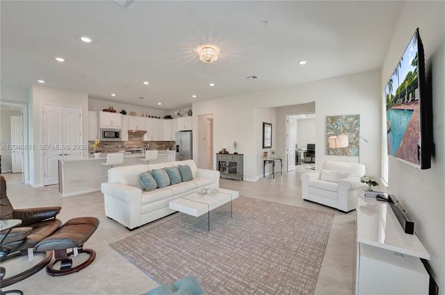 21982 Canadensis Circle 101, Boca Raton, FL 33428