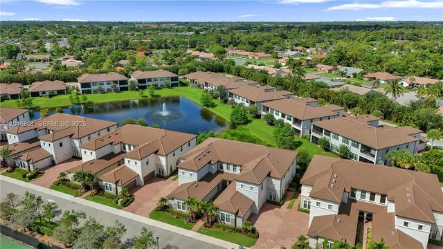 21982 Canadensis Circle 101, Boca Raton, FL 33428