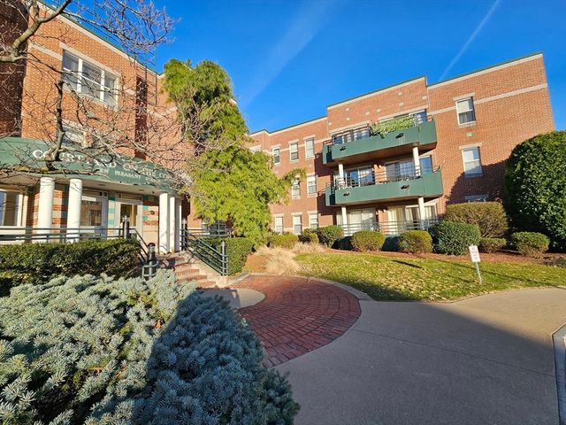 10 Pleasant St 115, Lynn, MA 01902