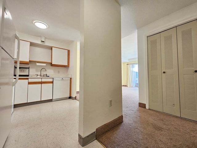 10 Pleasant St 115, Lynn, MA 01902