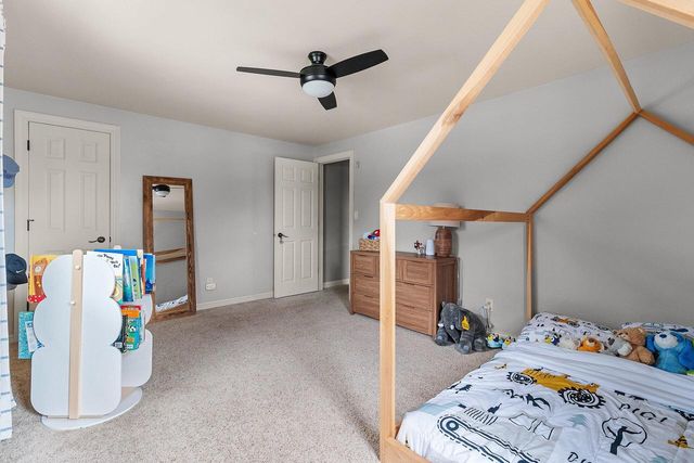 1419 Lee CIRCLE, Manitowoc, WI 54220