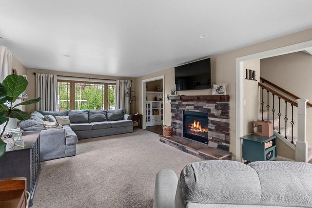 1419 Lee CIRCLE, Manitowoc, WI 54220