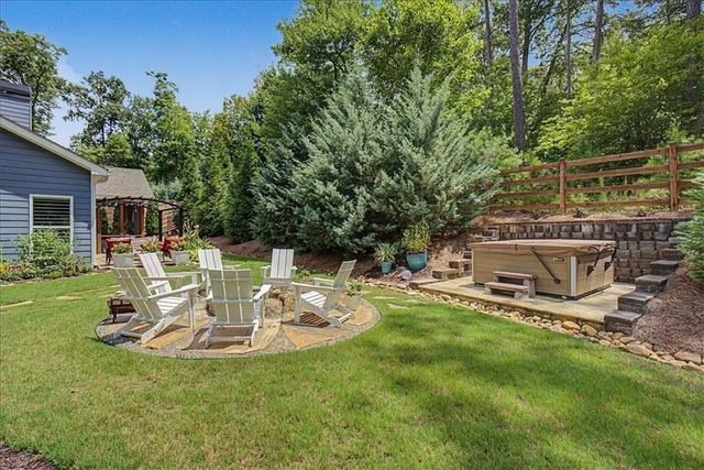 102 Bear Drive, Waleska, GA 30183