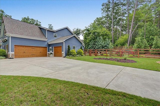 102 Bear Drive, Waleska, GA 30183