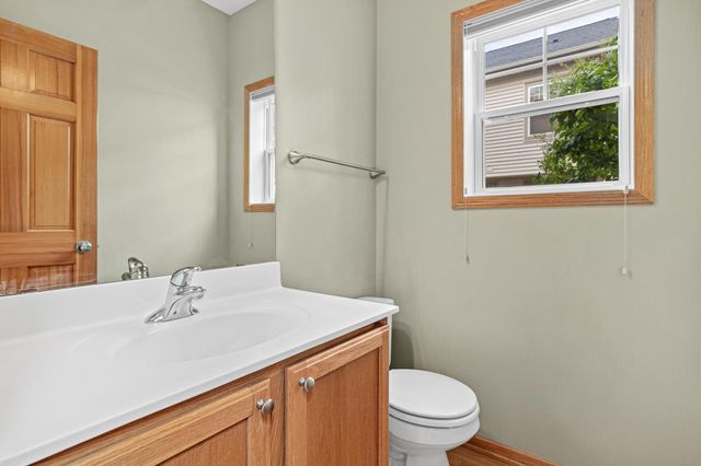 8304 Townsend Drive, Eden Prairie, MN 55344